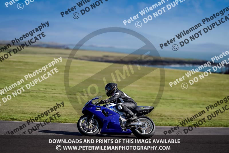 anglesey no limits trackday;anglesey photographs;anglesey trackday photographs;enduro digital images;event digital images;eventdigitalimages;no limits trackdays;peter wileman photography;racing digital images;trac mon;trackday digital images;trackday photos;ty croes